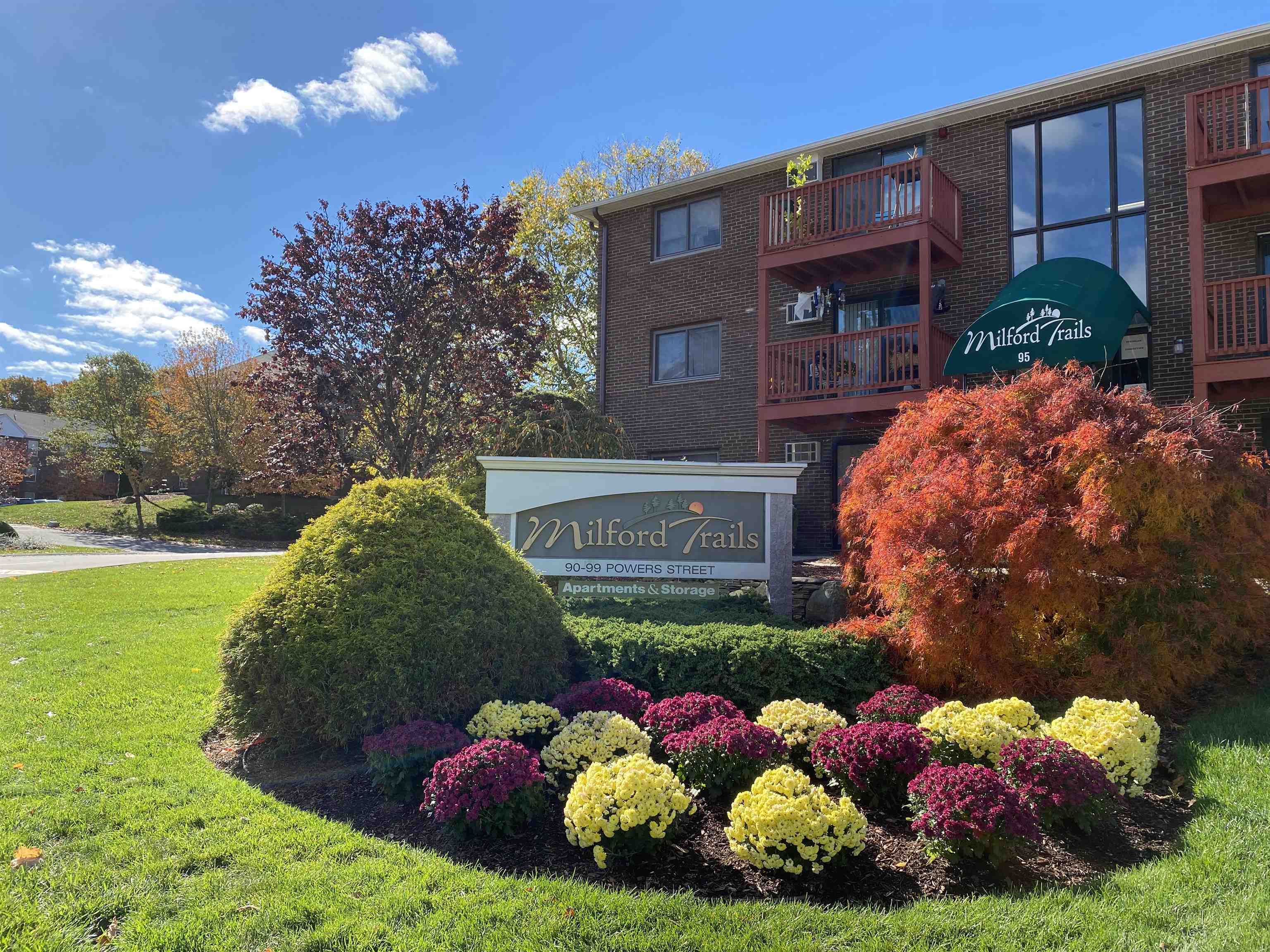 98 Powers Street 232