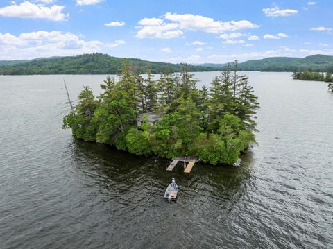 Photo of 28 Potato Island, Holderness, NH 03245 (MLS # 5046867)