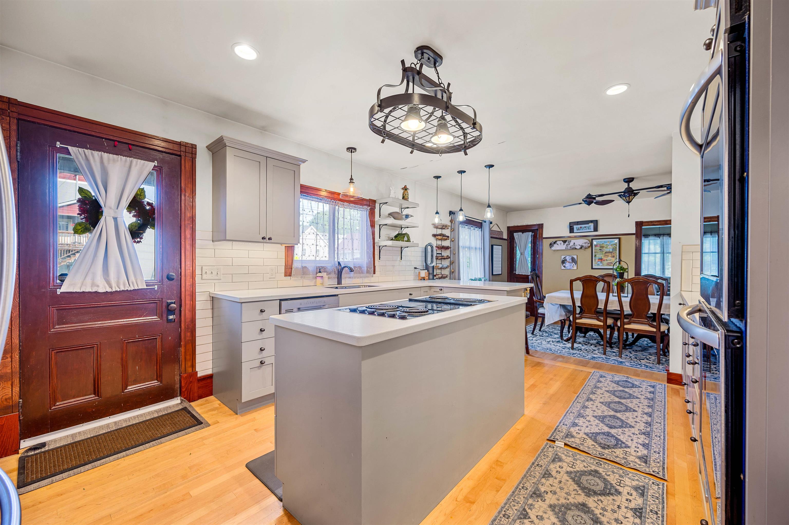 Morristown, Vermont 05661, United States, 4 Bedrooms Bedrooms, ,4 BathroomsBathrooms,Residential,Active,190667