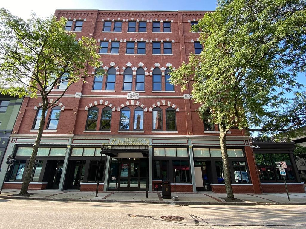 Photo of 83 Hanover Street #409, Manchester, NH 03101 (MLS # 5065712)