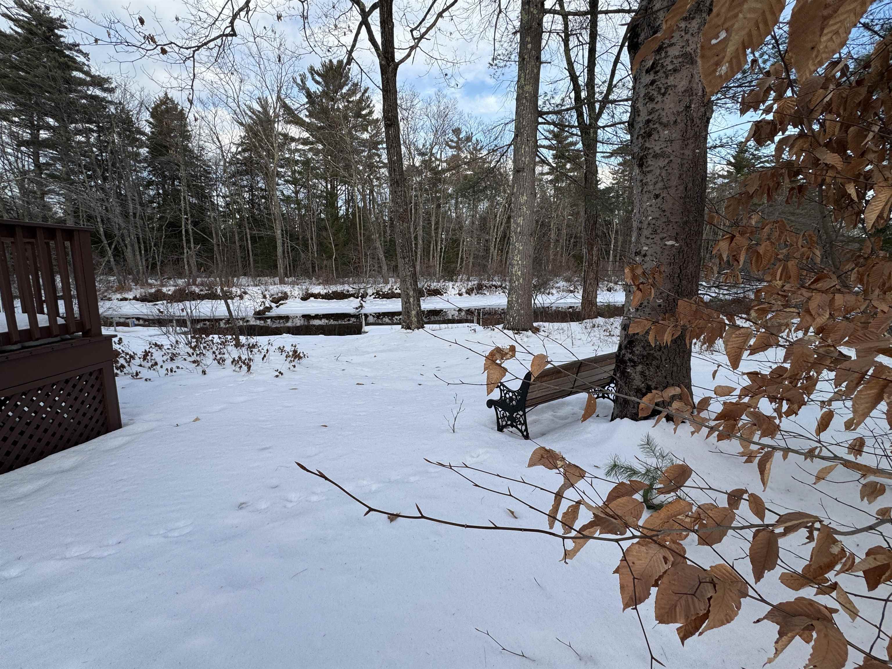 16 Hodsdon Shore Road