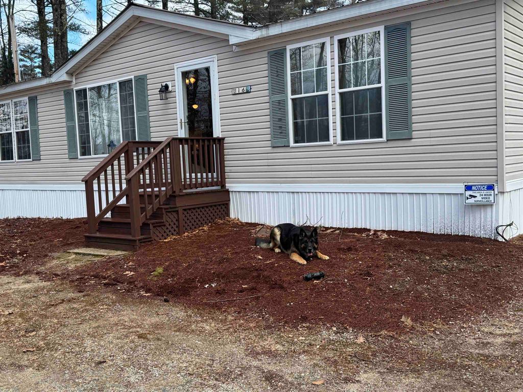 Photo of 16 Hodsdon Shore Road, Ossipee, NH 03814 (MLS # 5074276)
