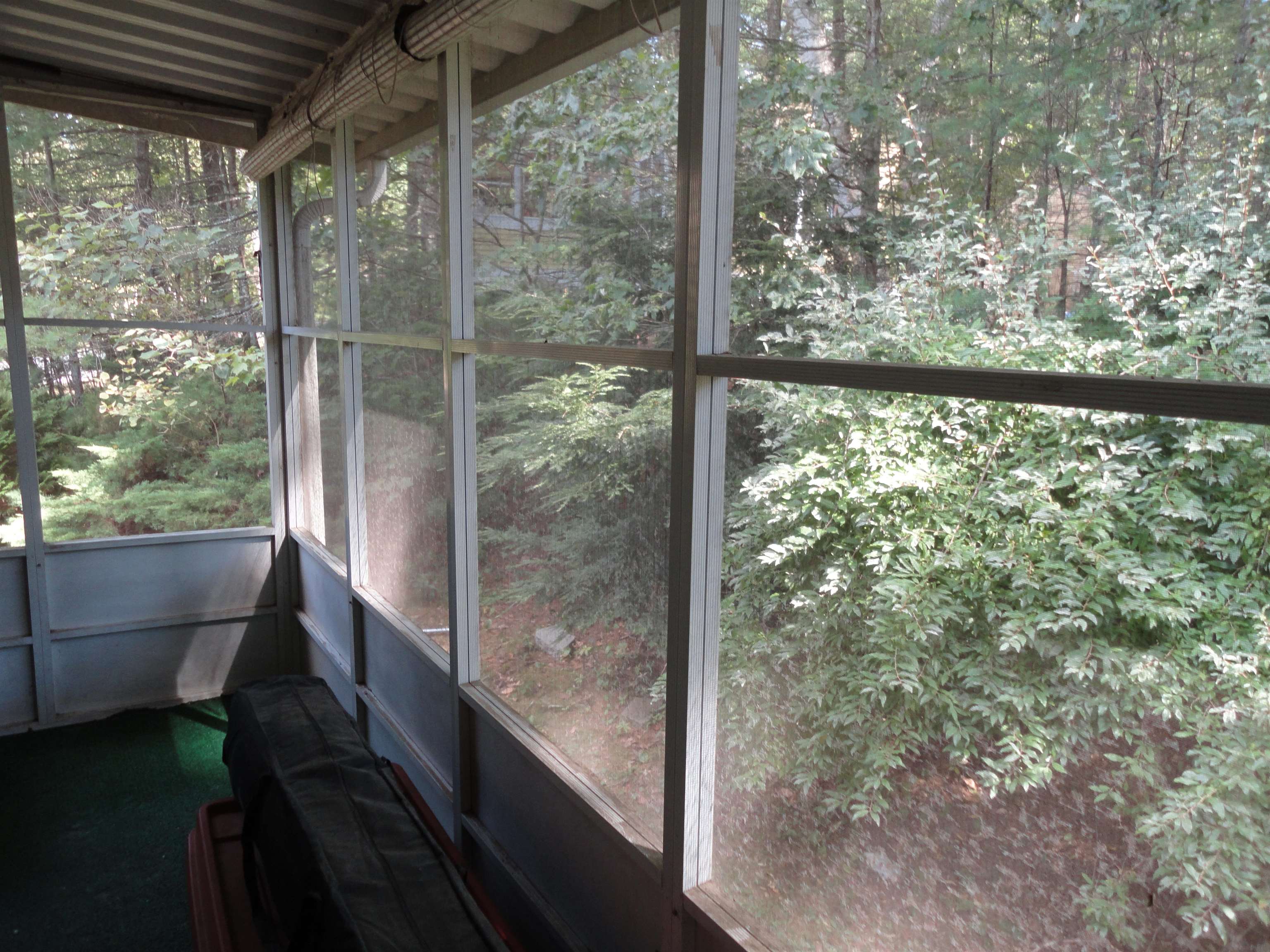 Londonderry, New Hampshire 03053, United States, 2 Bedrooms Bedrooms, ,1 BathroomBathrooms,Residential,Active,197134