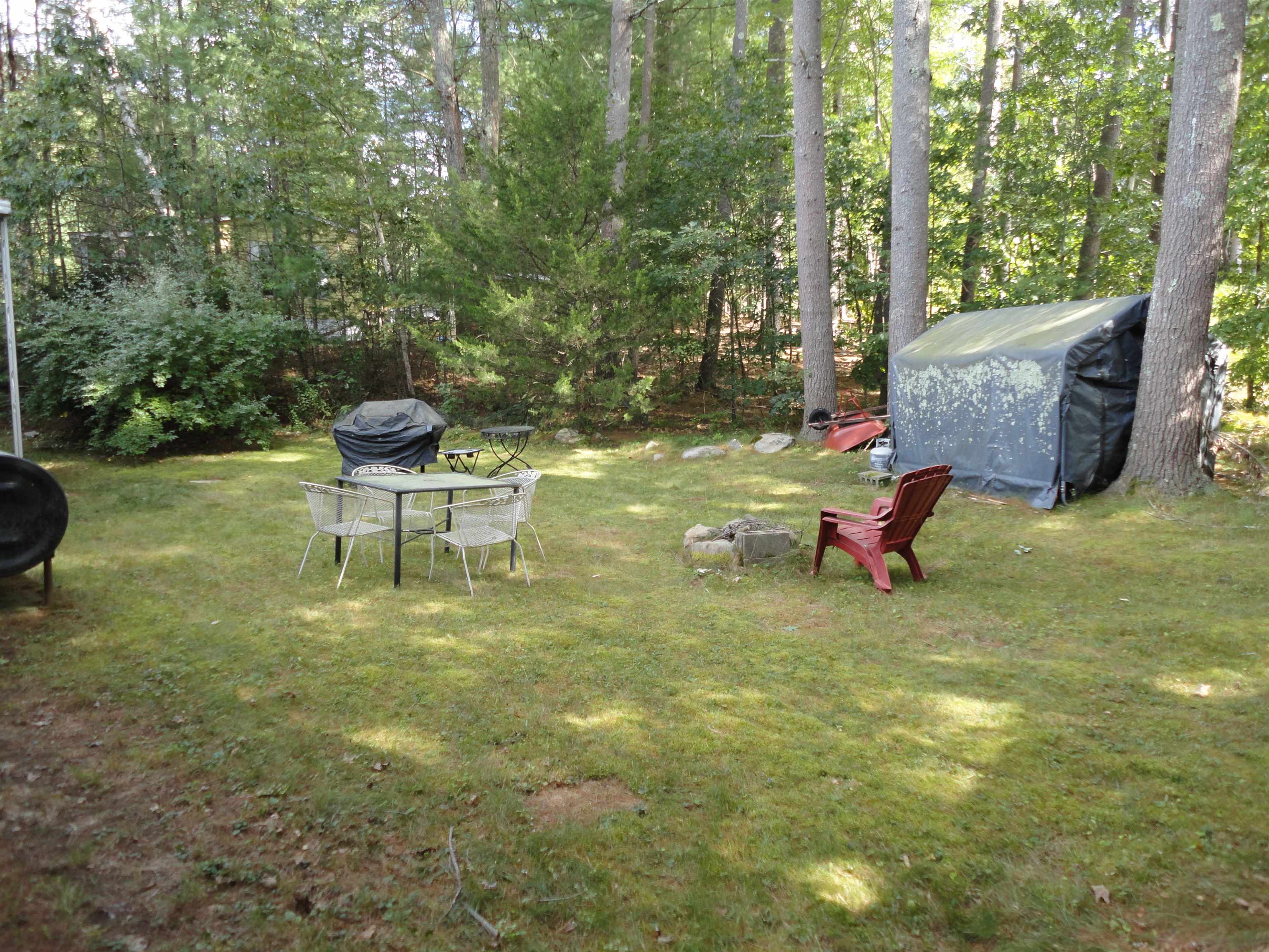 Londonderry, New Hampshire 03053, United States, 2 Bedrooms Bedrooms, ,1 BathroomBathrooms,Residential,Active,197134
