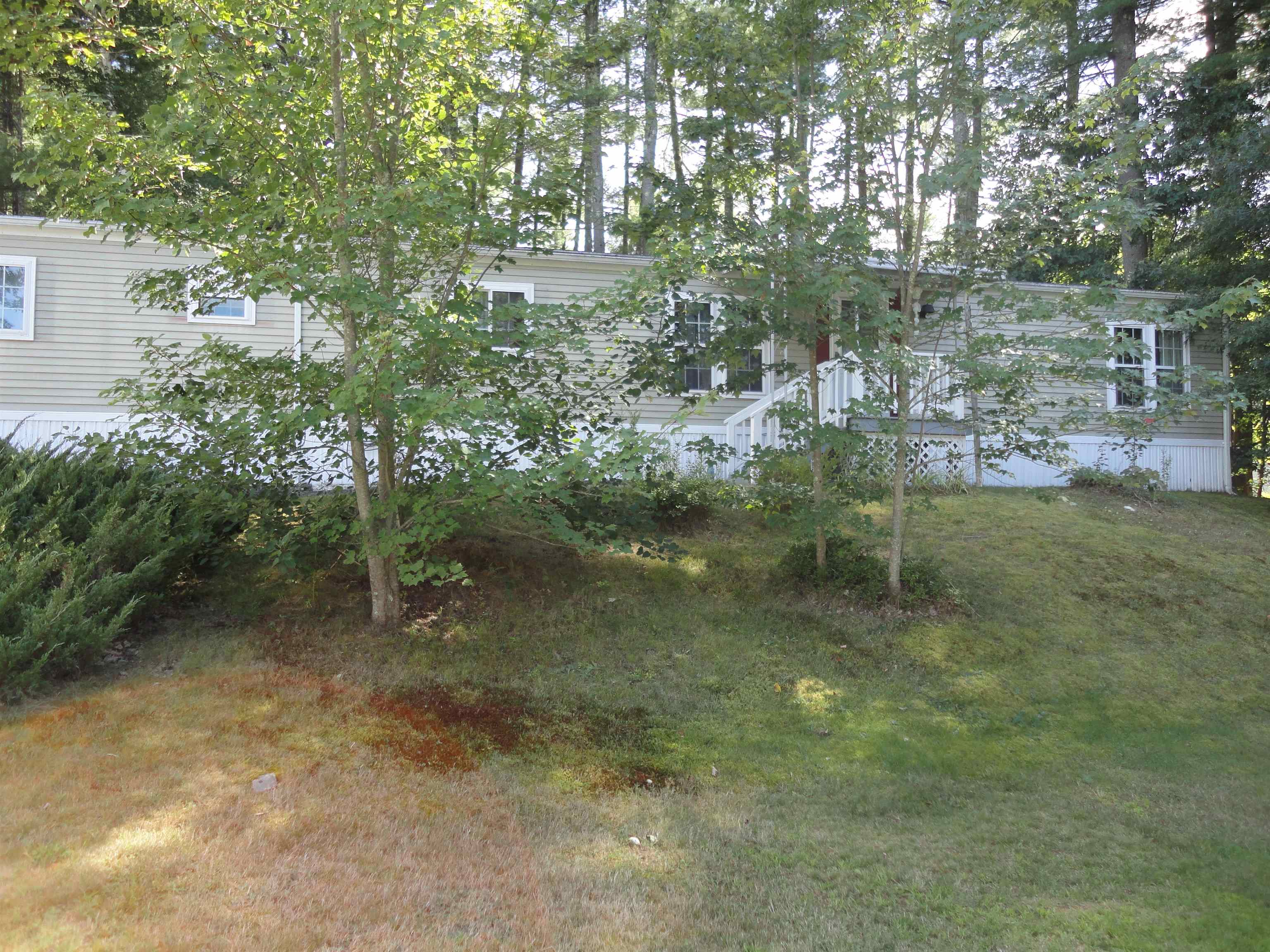 Londonderry, New Hampshire 03053, United States, 2 Bedrooms Bedrooms, ,1 BathroomBathrooms,Residential,Active,197134