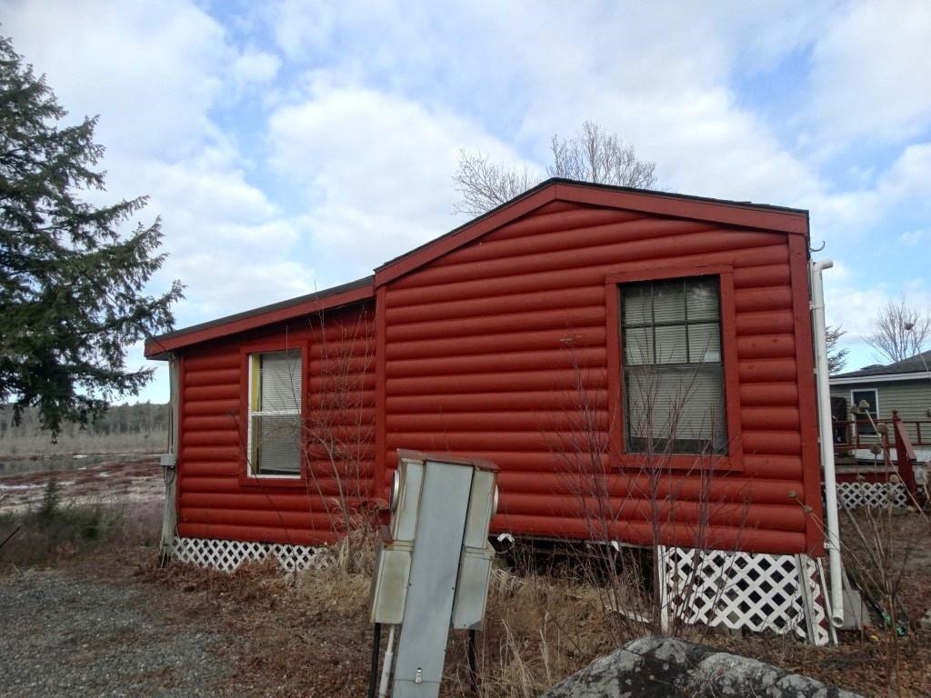 76 Lakeside Drive