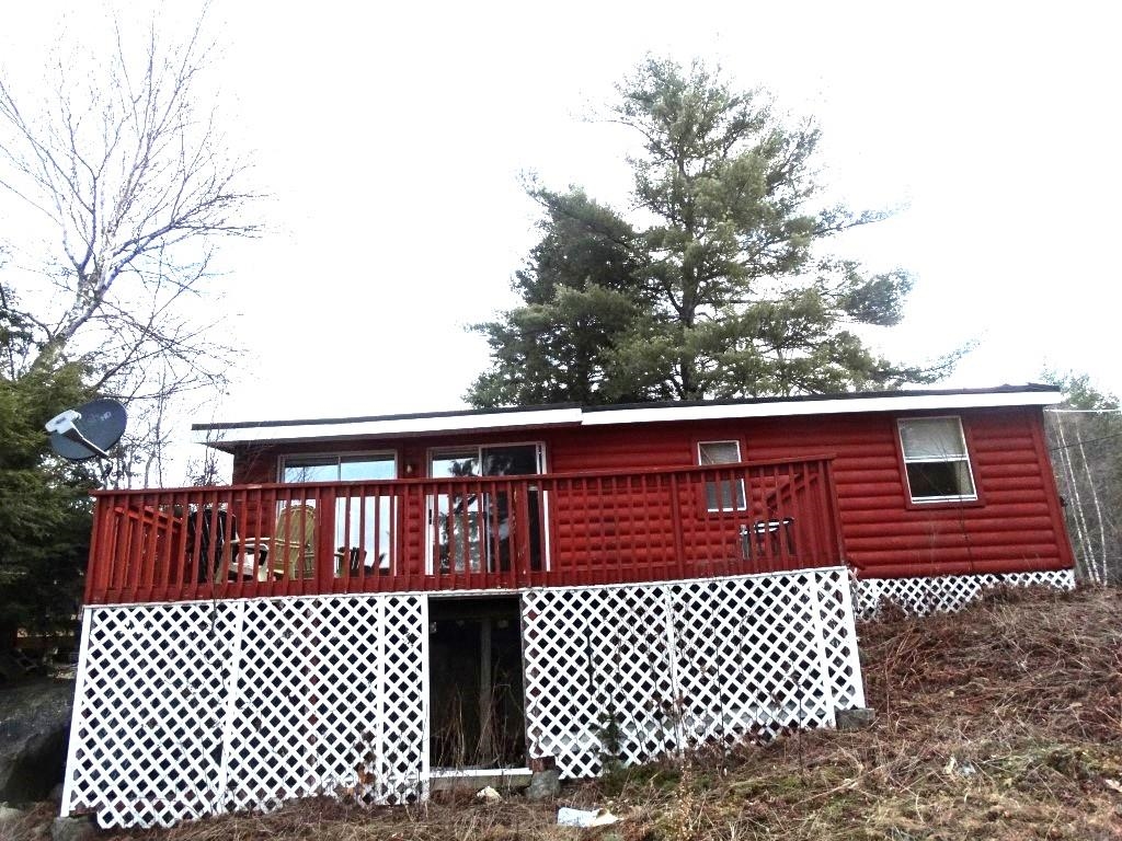 76 Lakeside Drive