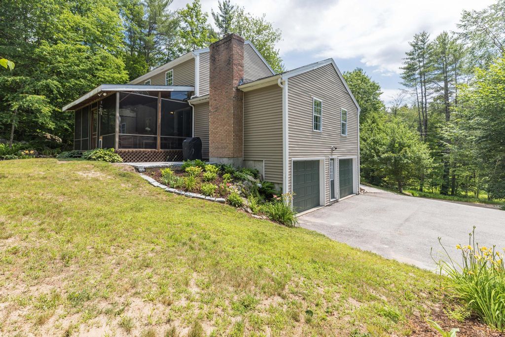 Photo of 20 Alpine Circle, Newbury, NH 03255 (MLS # 5059930)