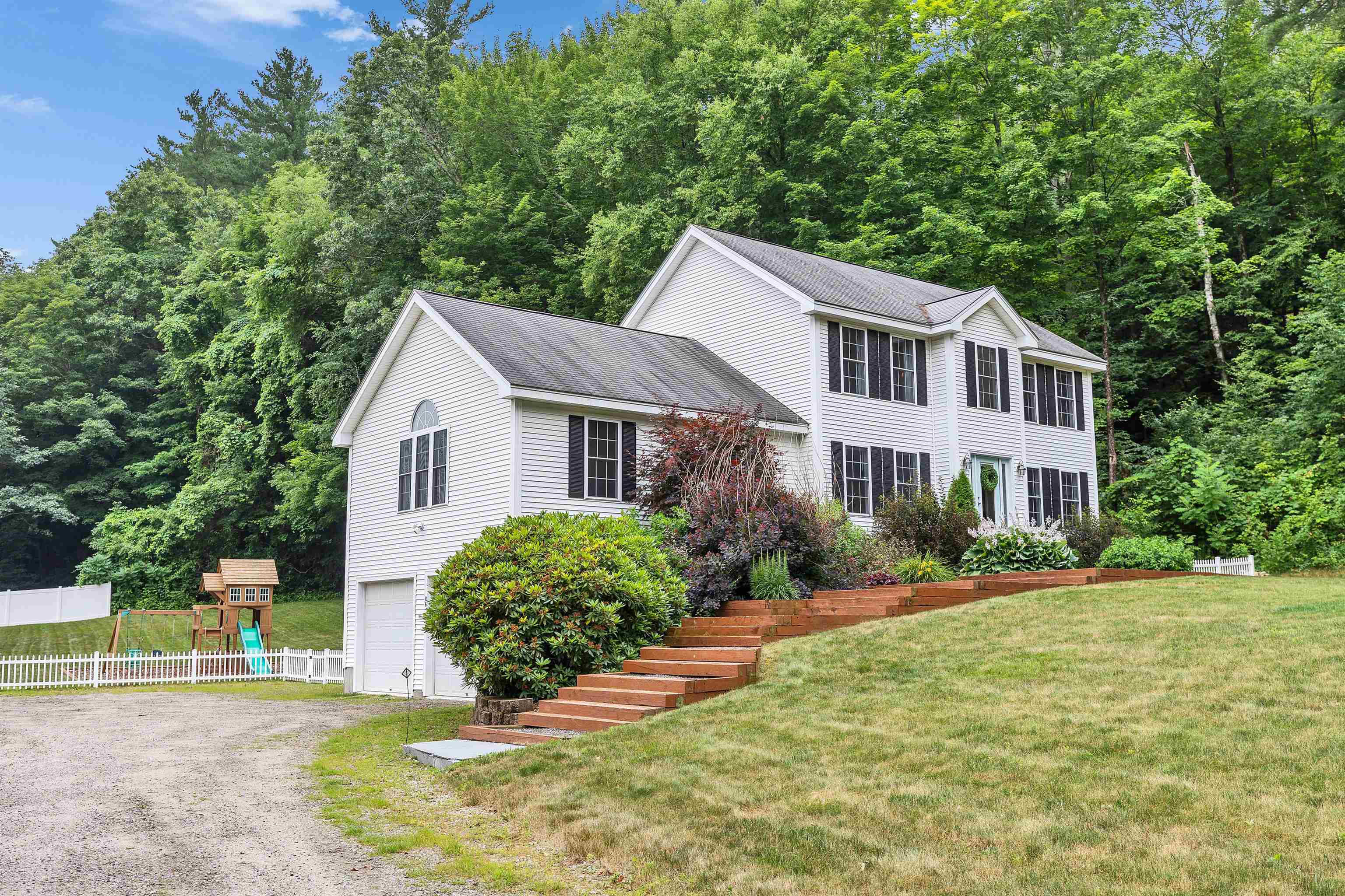 86 Center Road