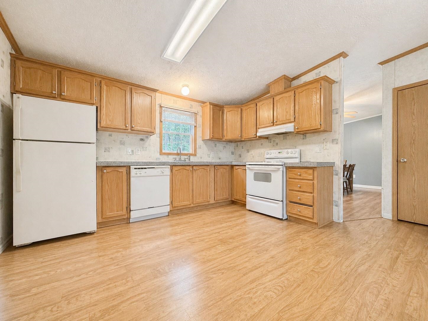 90 Monteiro Drive