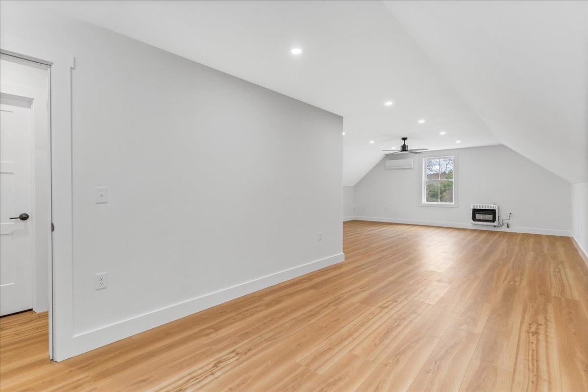 Deerfield, New Hampshire 03037, United States, 4 Bedrooms Bedrooms, ,3 BathroomsBathrooms,Residential,Pending,111053