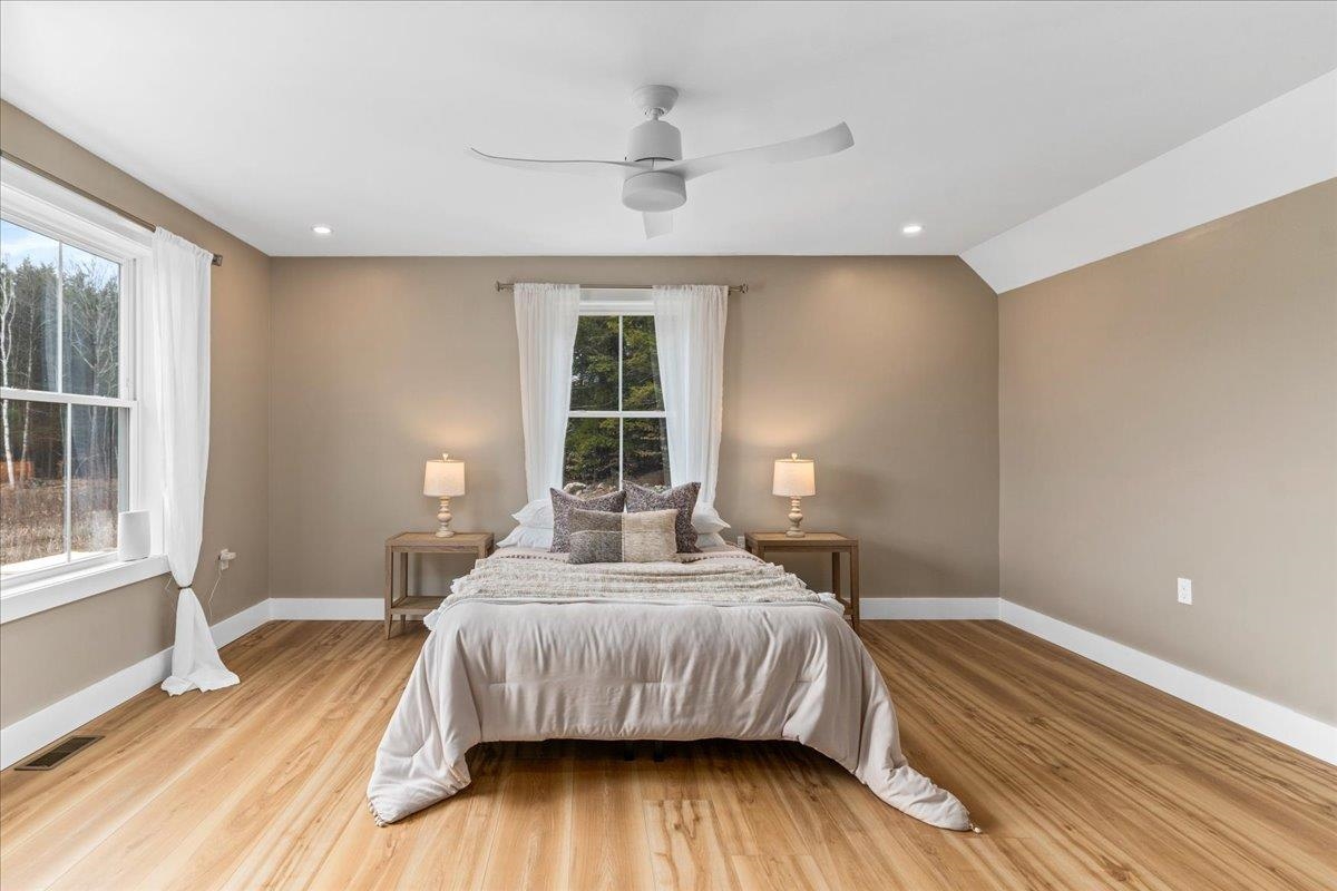 Deerfield, New Hampshire 03037, United States, 4 Bedrooms Bedrooms, ,3 BathroomsBathrooms,Residential,Pending,111053