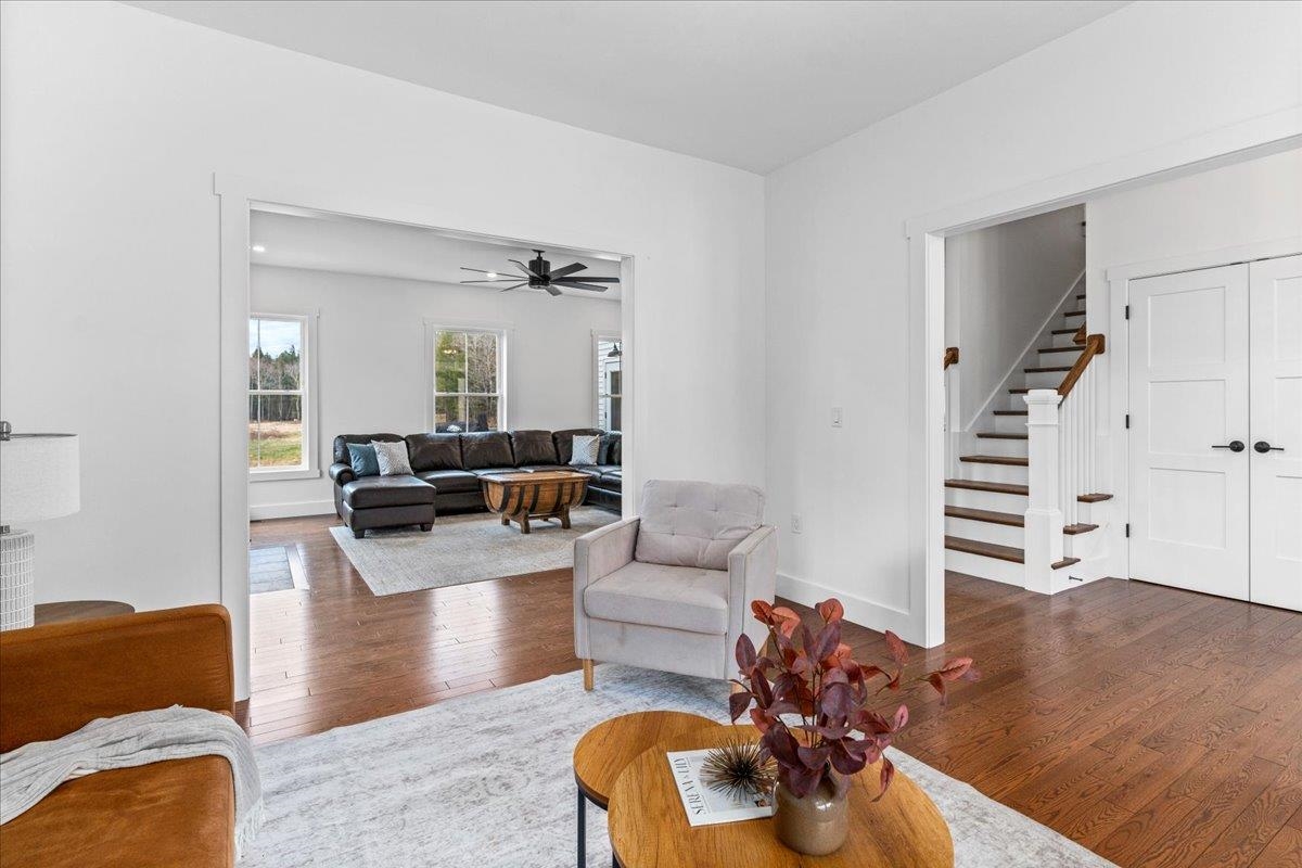 Deerfield, New Hampshire 03037, United States, 4 Bedrooms Bedrooms, ,3 BathroomsBathrooms,Residential,Pending,111053