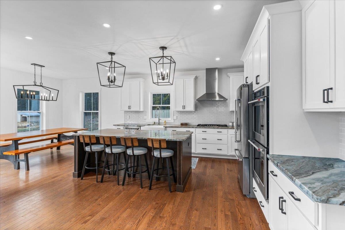 Deerfield, New Hampshire 03037, United States, 4 Bedrooms Bedrooms, ,3 BathroomsBathrooms,Residential,Pending,111053