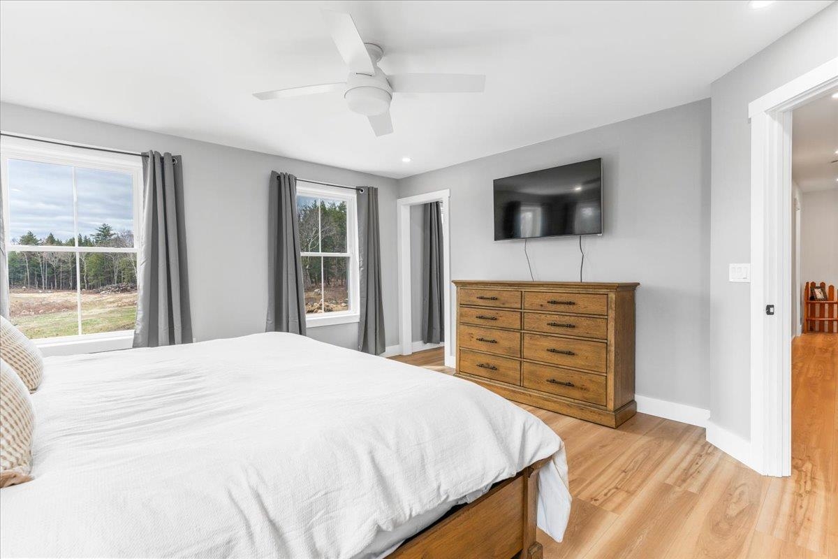 Deerfield, New Hampshire 03037, United States, 4 Bedrooms Bedrooms, ,3 BathroomsBathrooms,Residential,Pending,111053