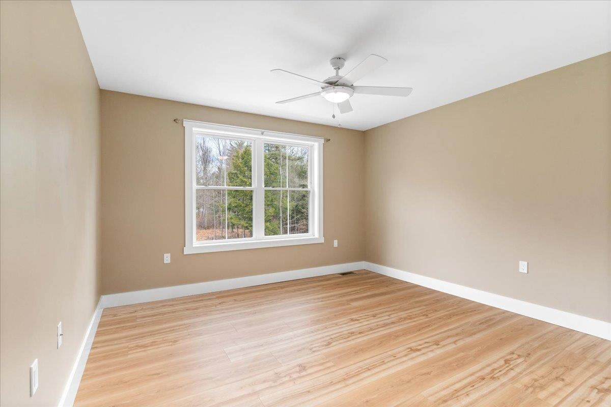 Deerfield, New Hampshire 03037, United States, 4 Bedrooms Bedrooms, ,3 BathroomsBathrooms,Residential,Pending,111053