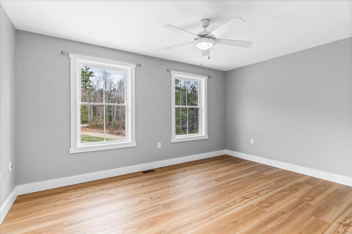 Deerfield, New Hampshire 03037, United States, 4 Bedrooms Bedrooms, ,3 BathroomsBathrooms,Residential,Pending,111053