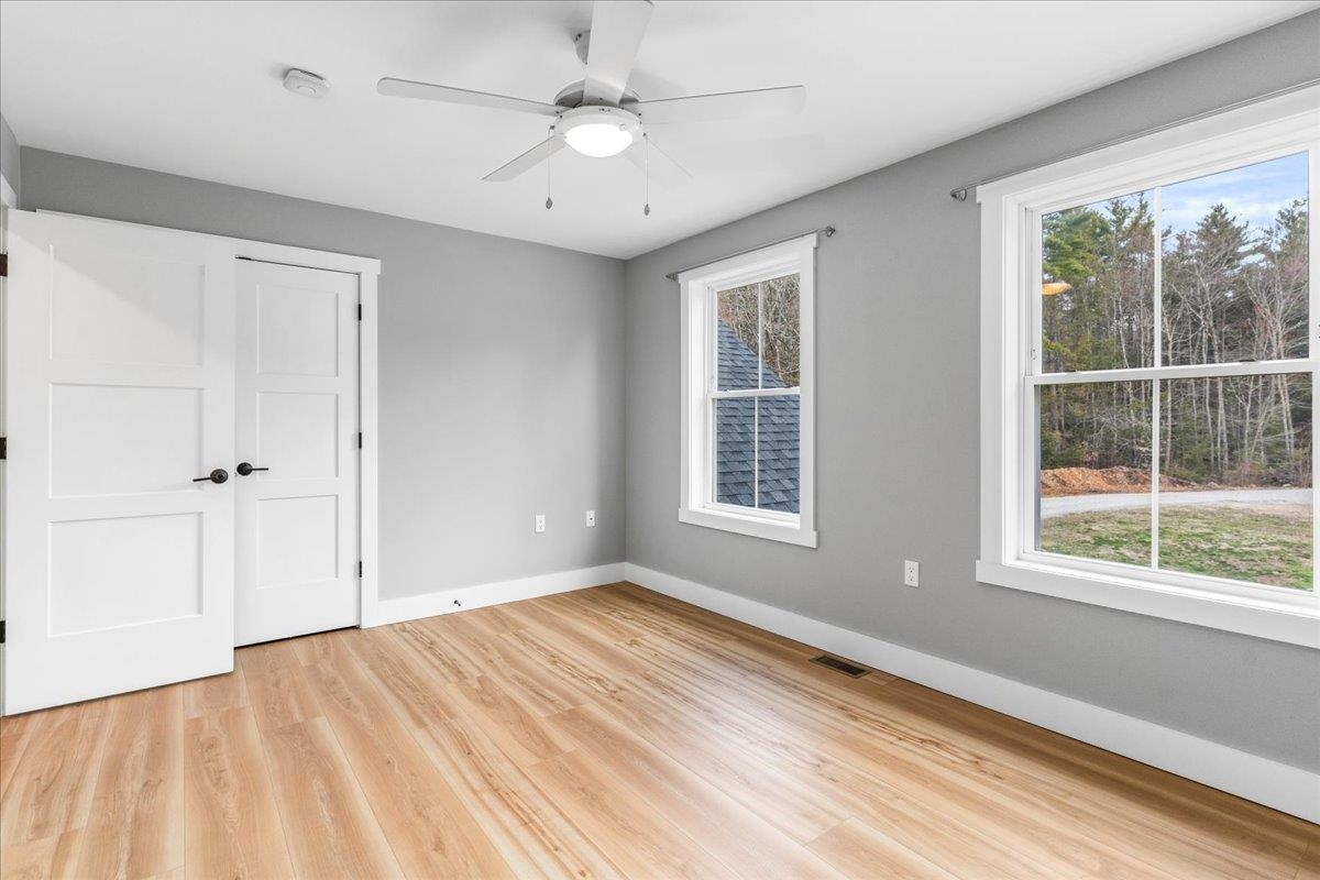 Deerfield, New Hampshire 03037, United States, 4 Bedrooms Bedrooms, ,3 BathroomsBathrooms,Residential,Pending,111053