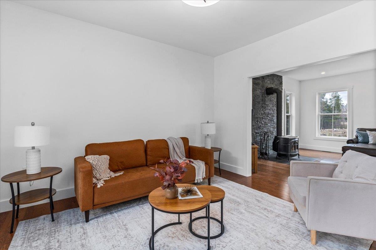 Deerfield, New Hampshire 03037, United States, 4 Bedrooms Bedrooms, ,3 BathroomsBathrooms,Residential,Pending,111053