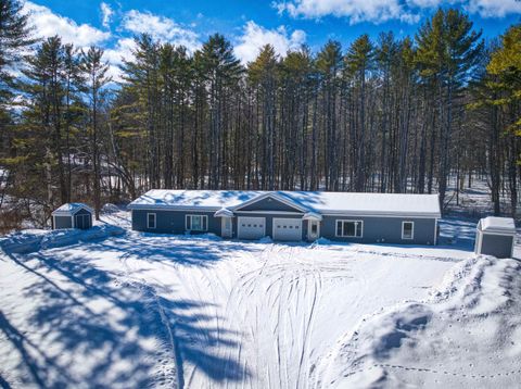 30 Pine Street Newport NH 03773