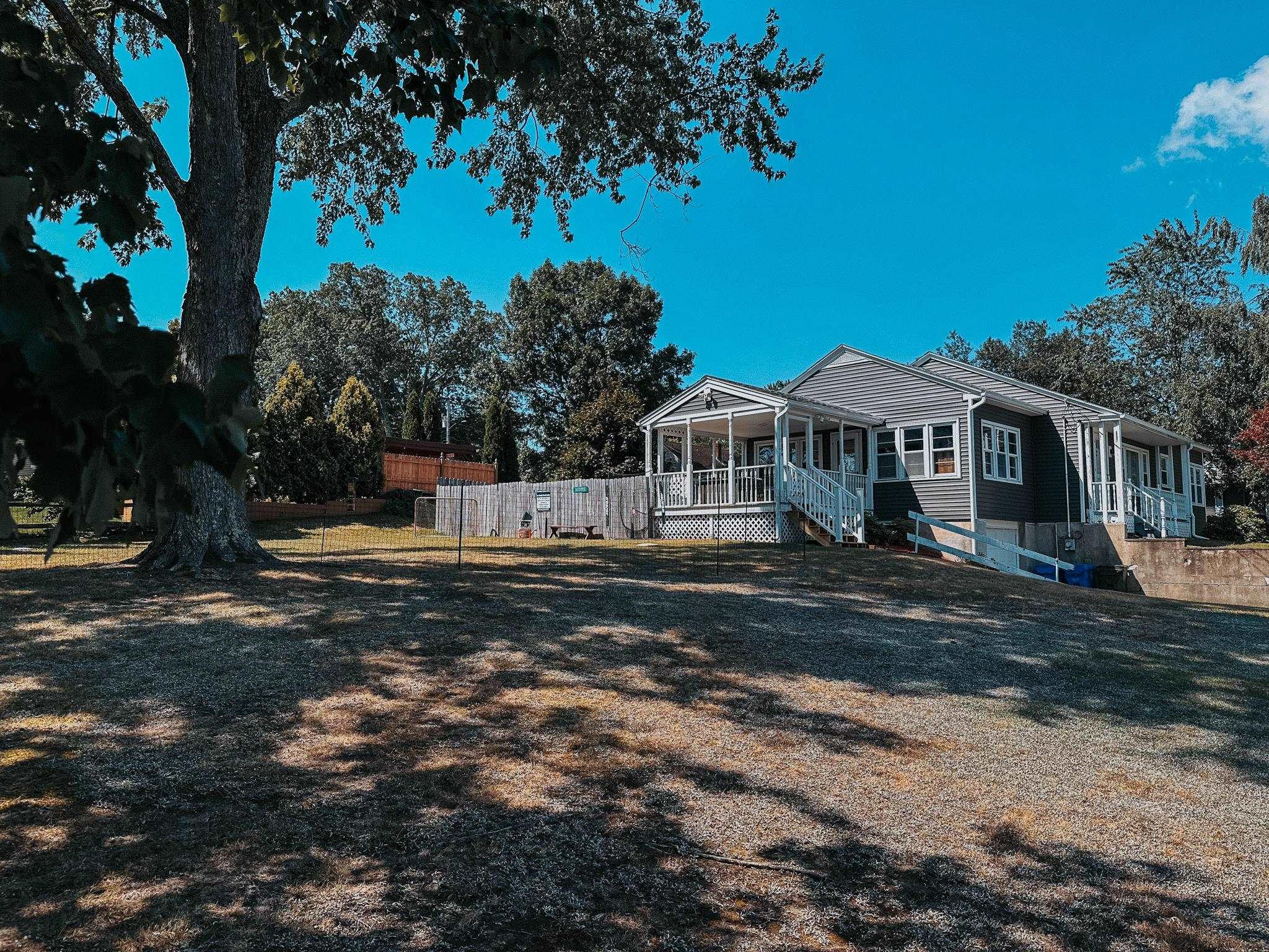 54 Elizabeth Avenue