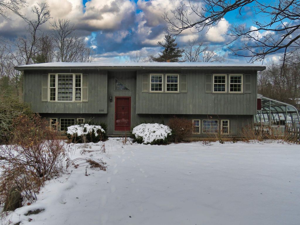 Photo of 103 Bypass 28, Derry, NH 03038 (MLS # 5072099)