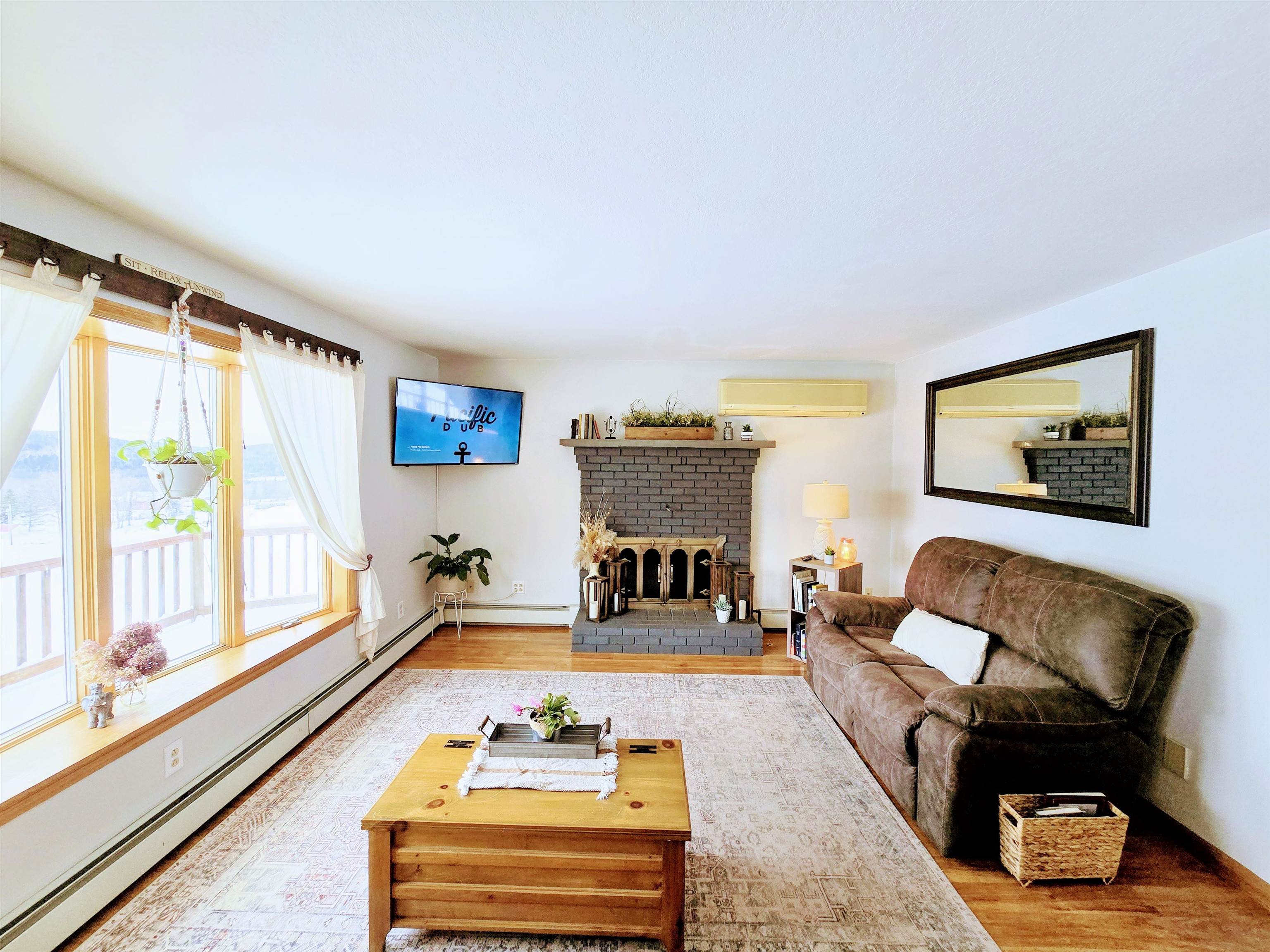 Stewartstown, New Hampshire 03576, United States, 4 Bedrooms Bedrooms, ,3 BathroomsBathrooms,Residential,Pending,80799