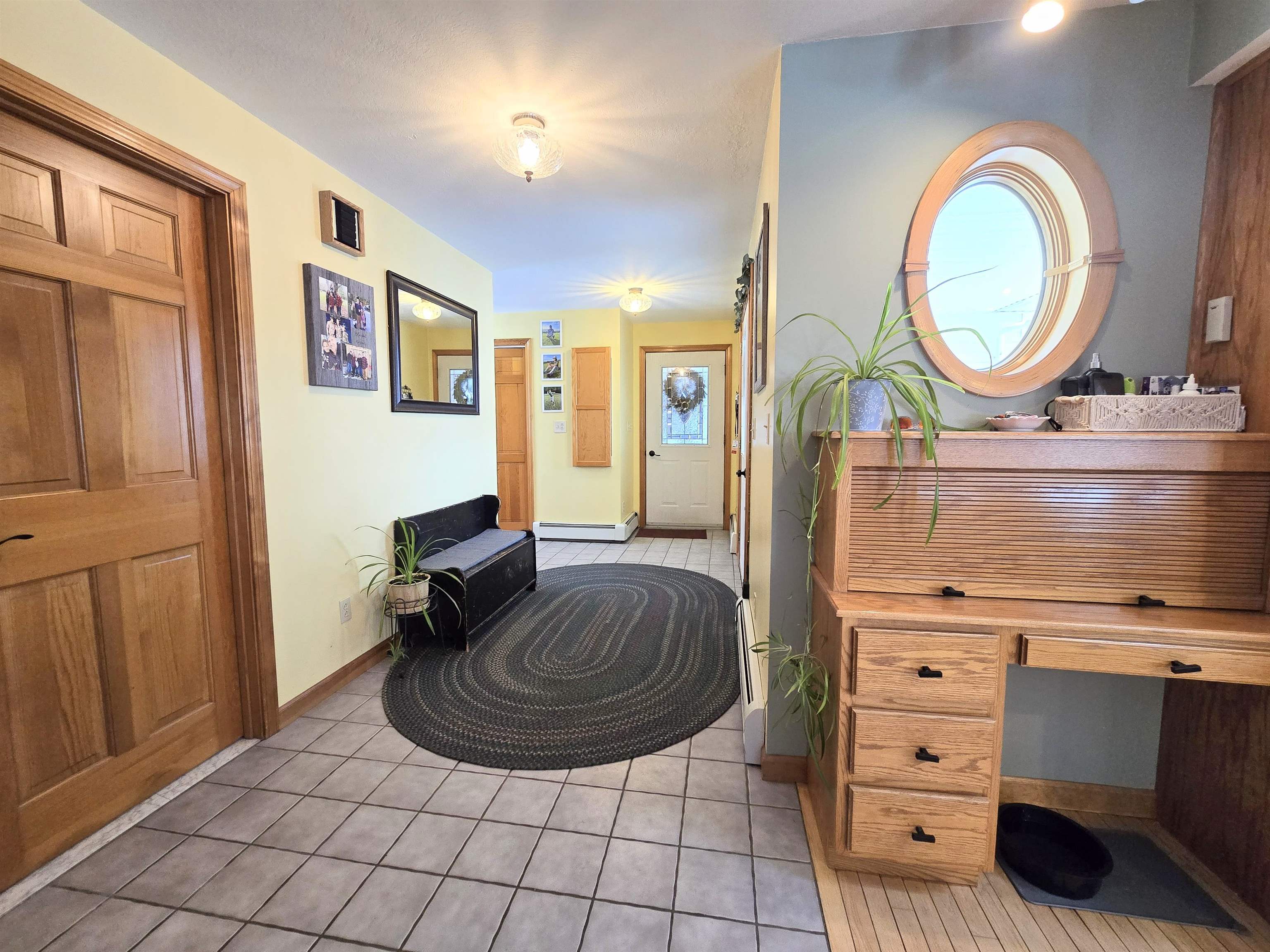 Stewartstown, New Hampshire 03576, United States, 4 Bedrooms Bedrooms, ,3 BathroomsBathrooms,Residential,Pending,80799