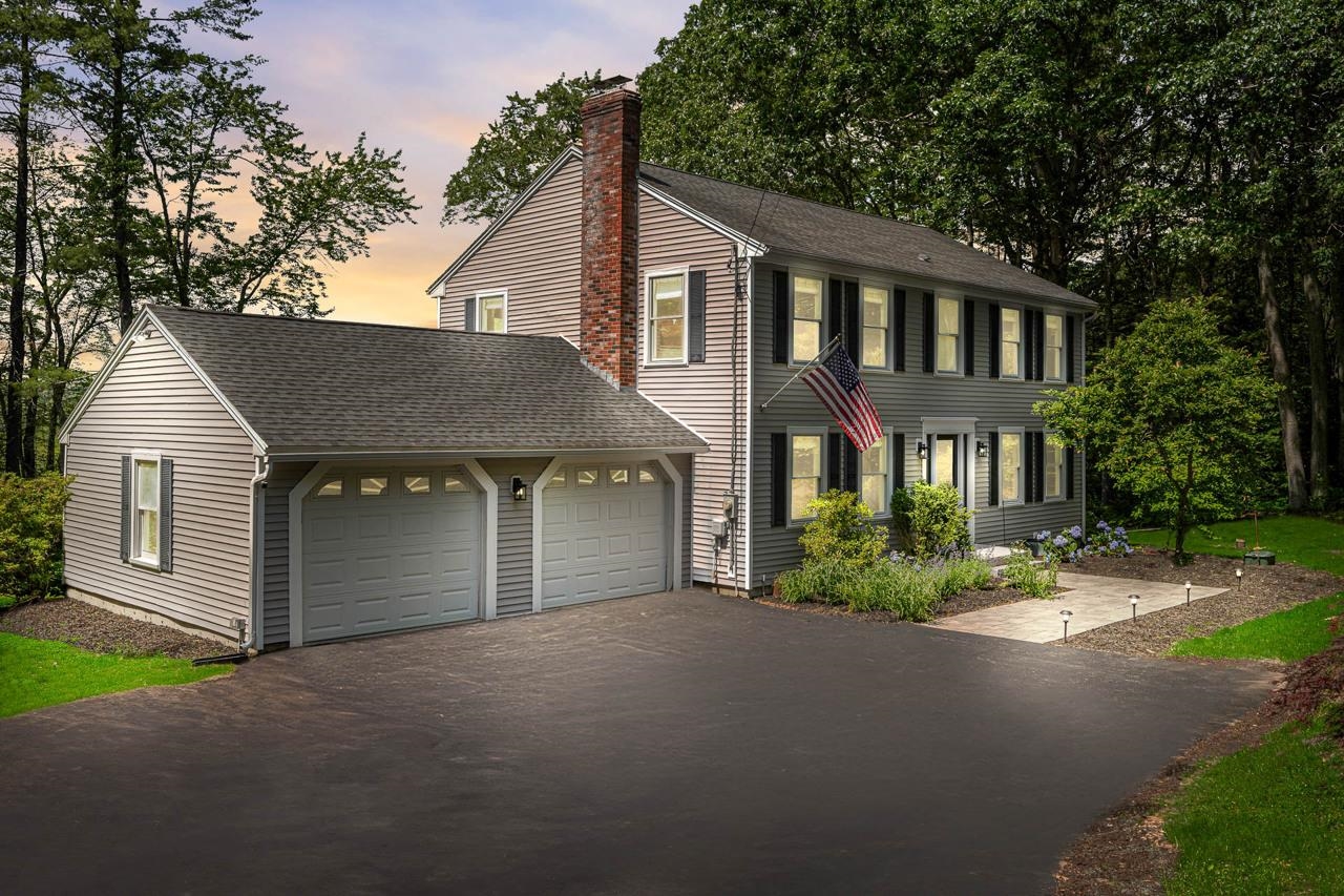 7 Dearborn Lane