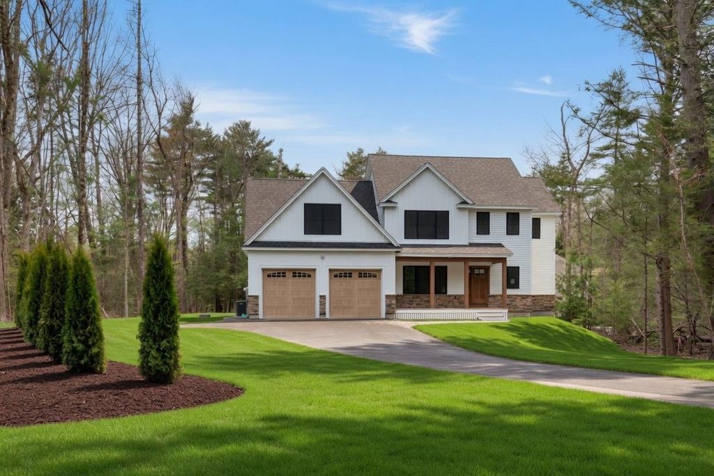 Photo of 23 Winding Brook Drive, Stratham, NH 03885 (MLS # 5076959)