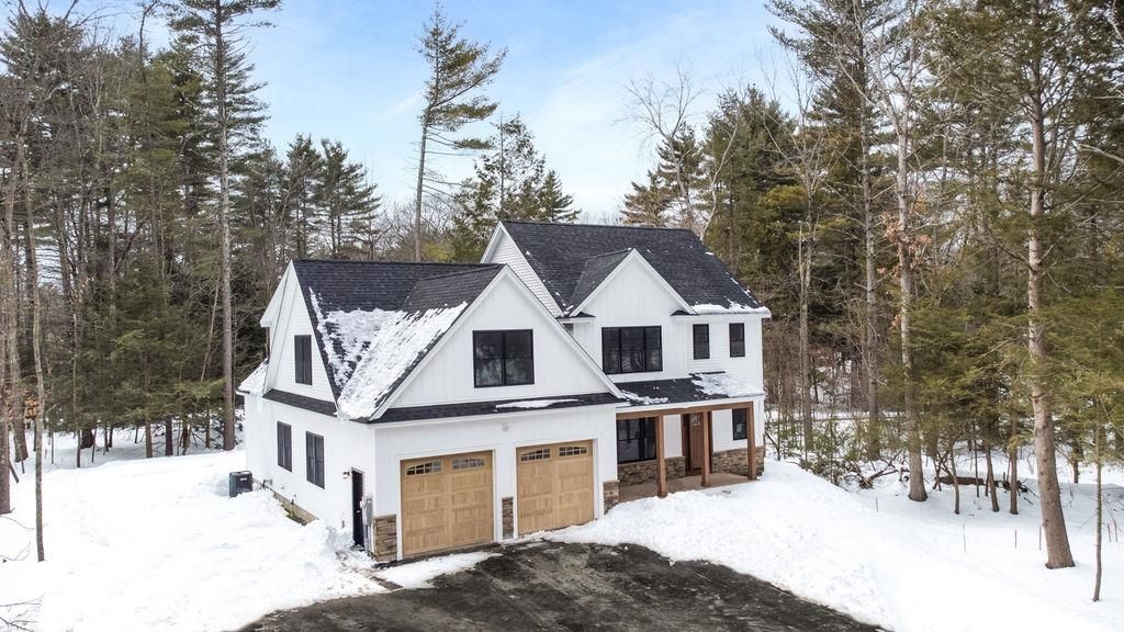 Photo of 23 Winding Brook Drive, Stratham, NH 03885 (MLS # 5076959)