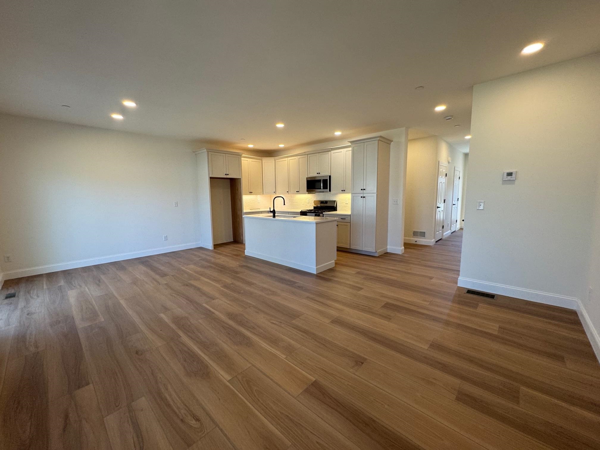 8B Dearborn Circle