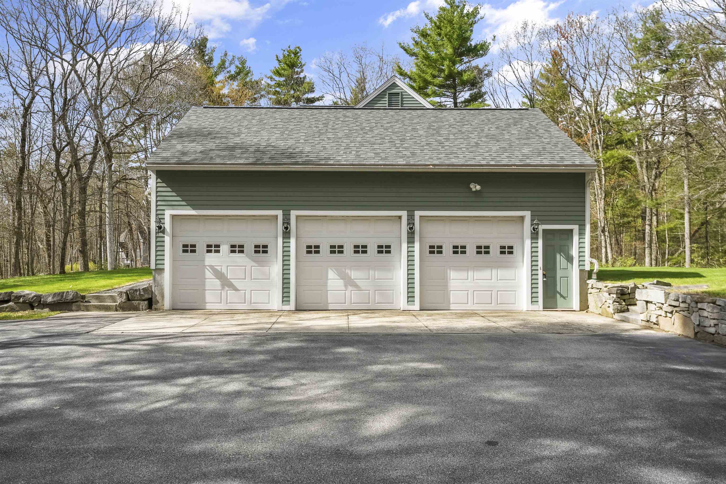 9 Maxwell Drive