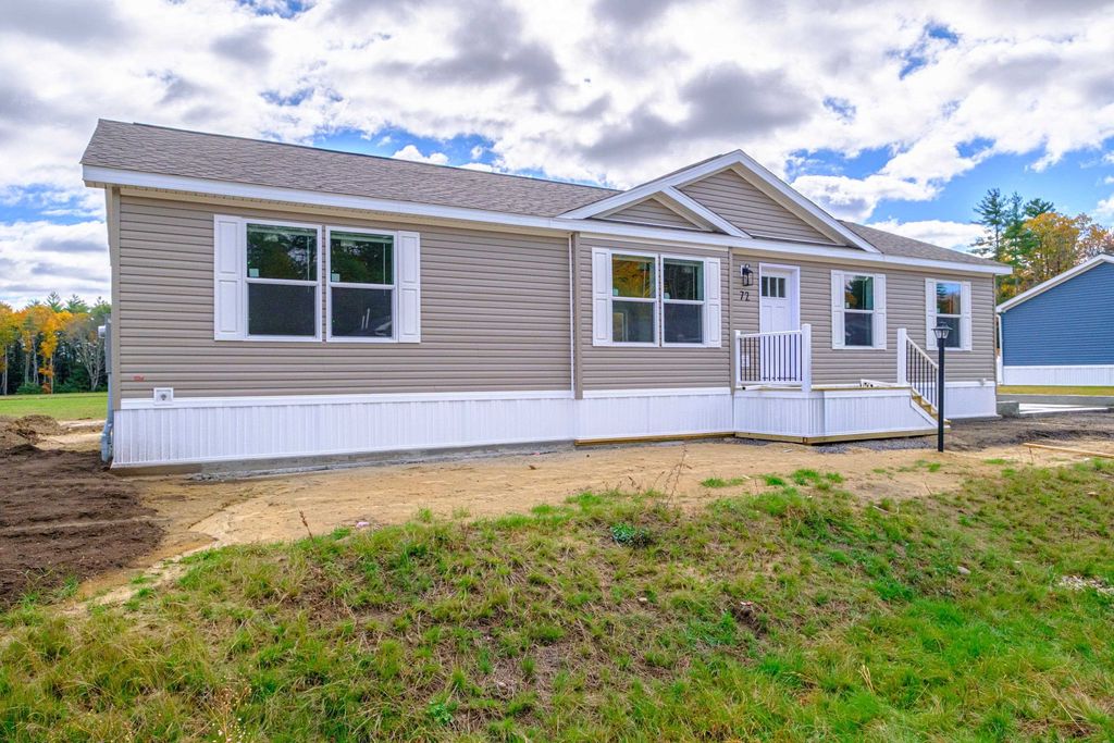 Photo of 72 Diamondback Drive, Rochester, NH 03867 (MLS # 5066910)