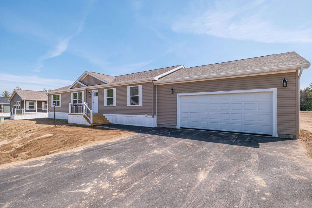 Photo of 72 Diamondback Drive, Rochester, NH 03867 (MLS # 5066910)