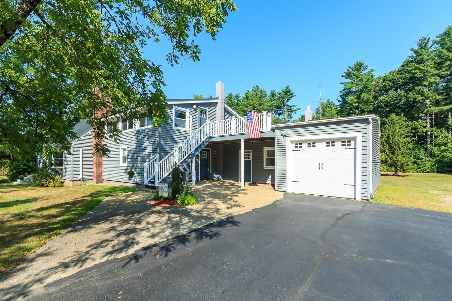 Londonderry, New Hampshire 03053, United States, 4 Bedrooms Bedrooms, ,2 BathroomsBathrooms,Residential,Pending,196051