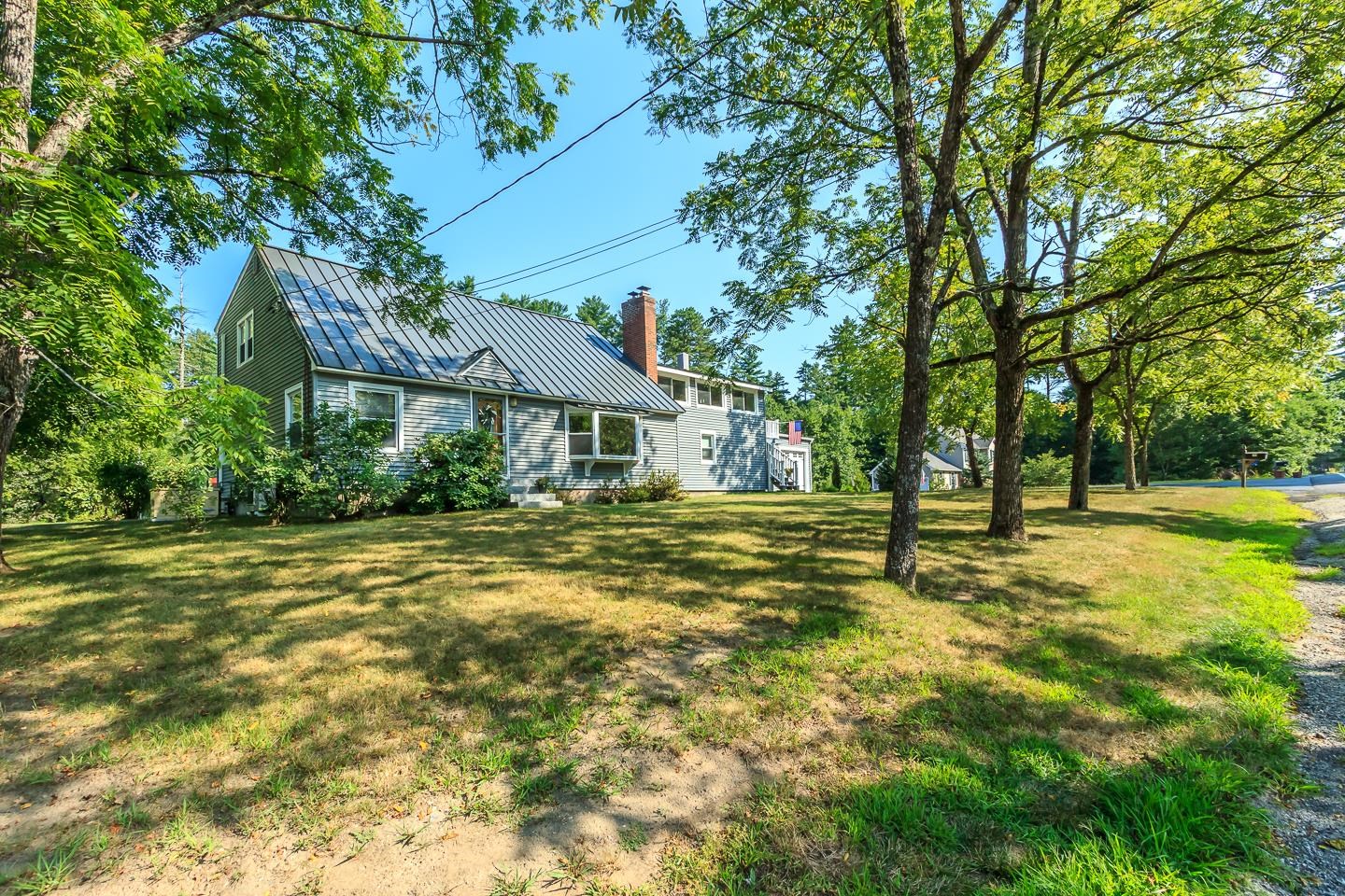 Londonderry, New Hampshire 03053, United States, 4 Bedrooms Bedrooms, ,2 BathroomsBathrooms,Residential,Pending,196051