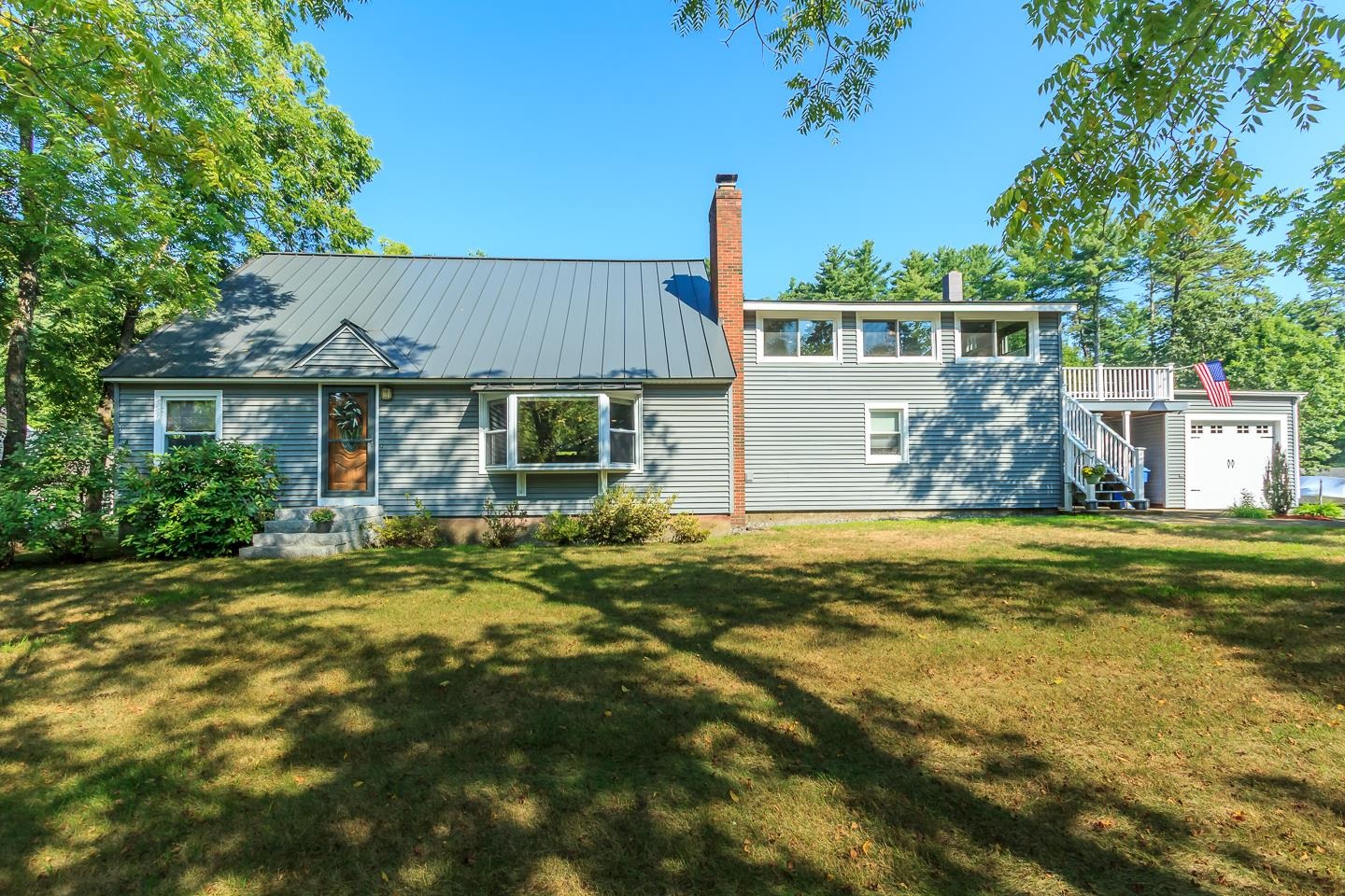 Londonderry, New Hampshire 03053, United States, 4 Bedrooms Bedrooms, ,2 BathroomsBathrooms,Residential,Pending,196051