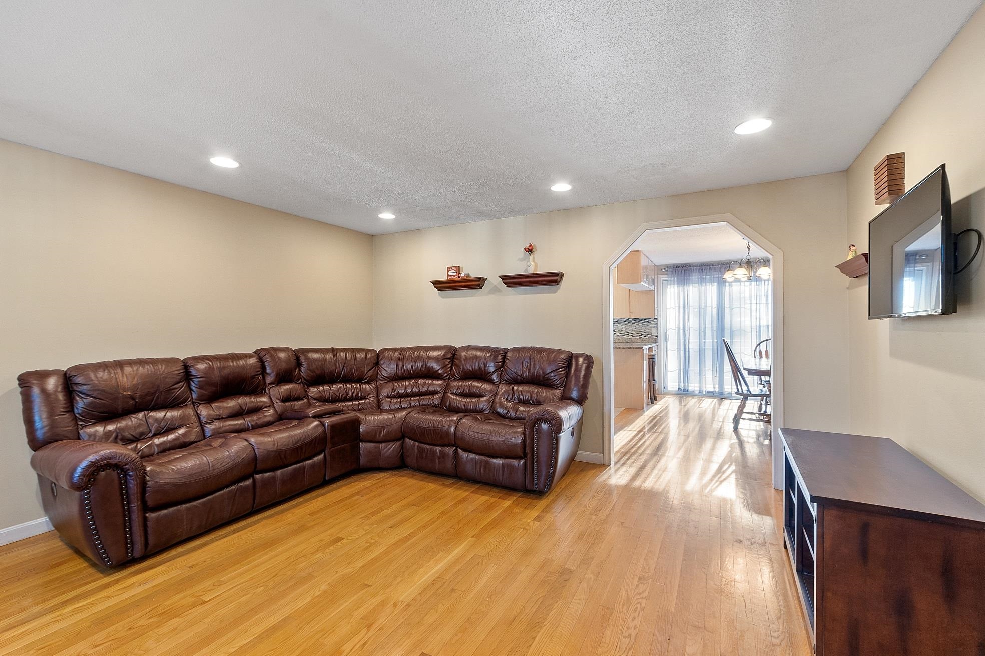 123 Cannongate III Road 123