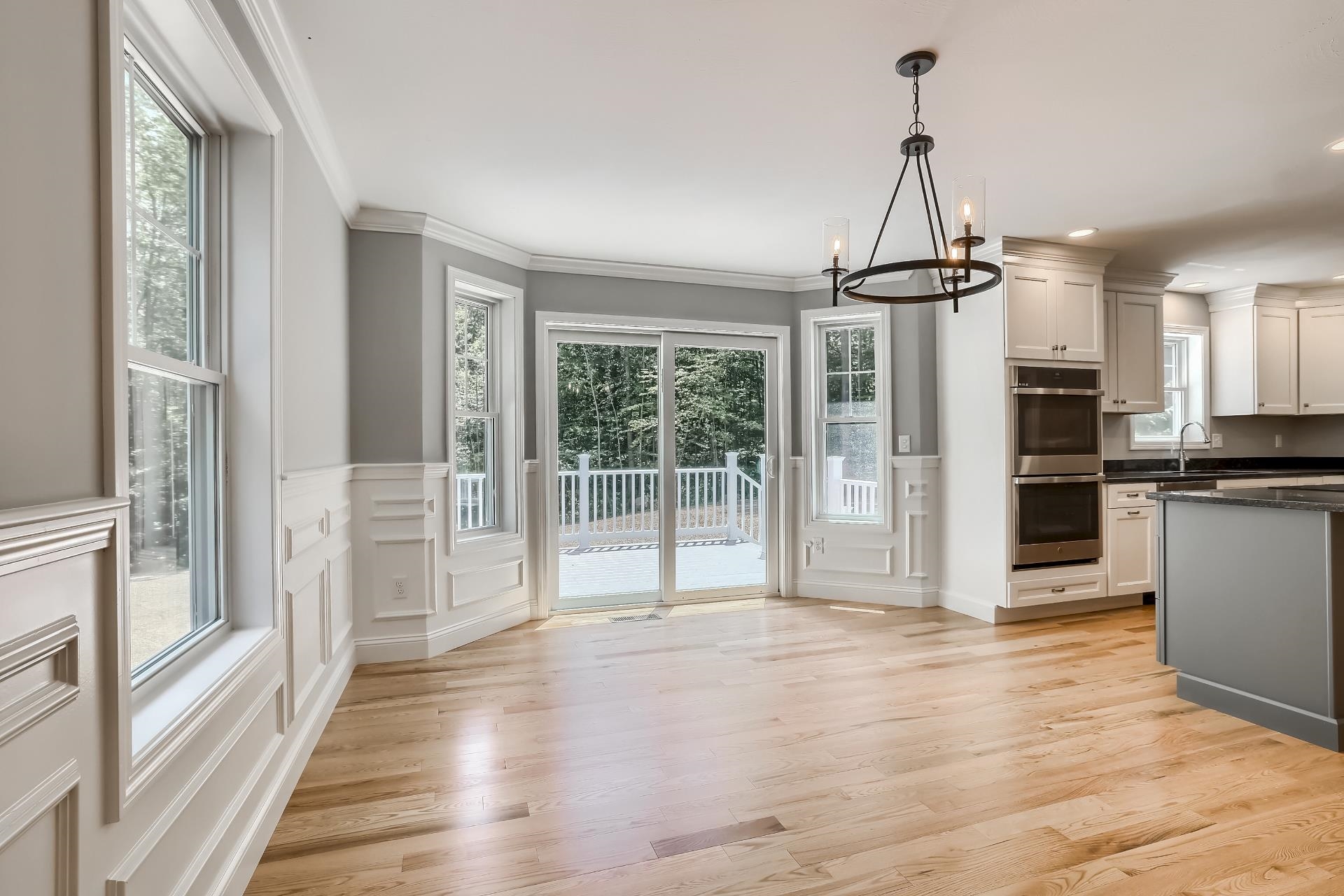 Concord, New Hampshire 03301, United States, 3 Bedrooms Bedrooms, ,3 BathroomsBathrooms,Residential,Active,121038