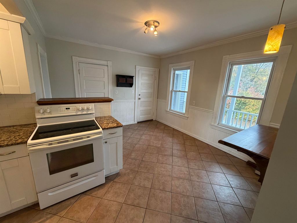 Photo of 90 Longwood Avenue #2, Manchester, NH 03109 (MLS # 5068500)