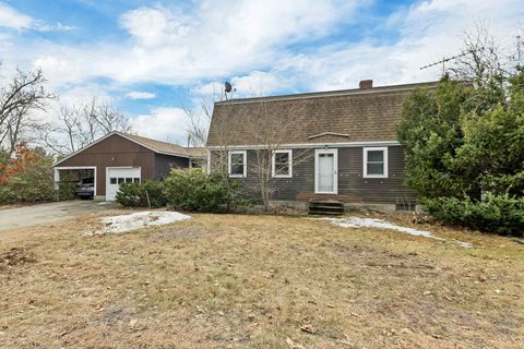 Photo of 306 Portsmouth Street, Concord, NH 03301 (MLS # 5081019)