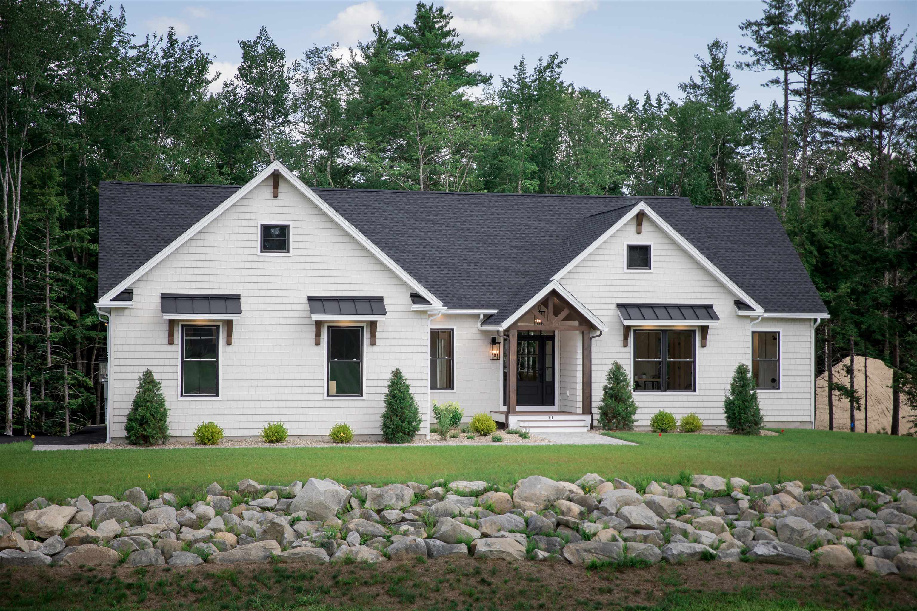 30 Andel Avenue