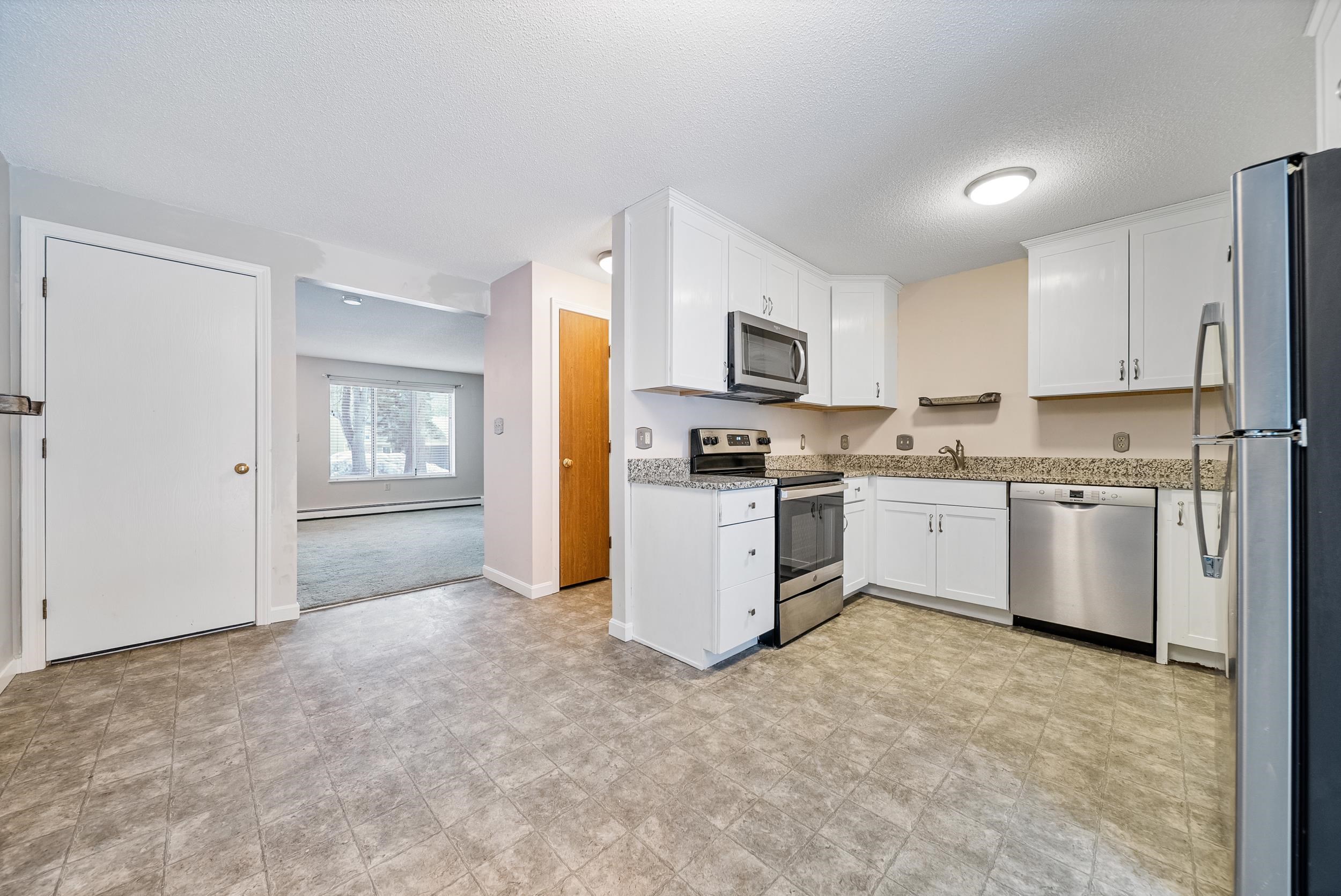 238 Base Hill Road 15