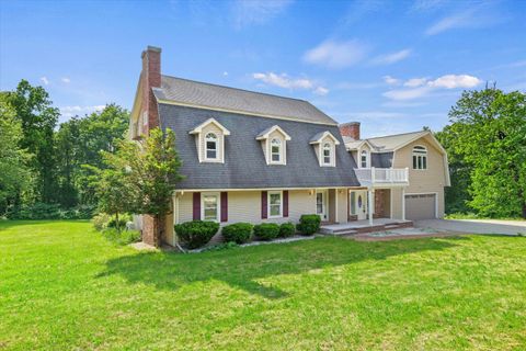 4 Hilltop Drive Hudson NH 03051