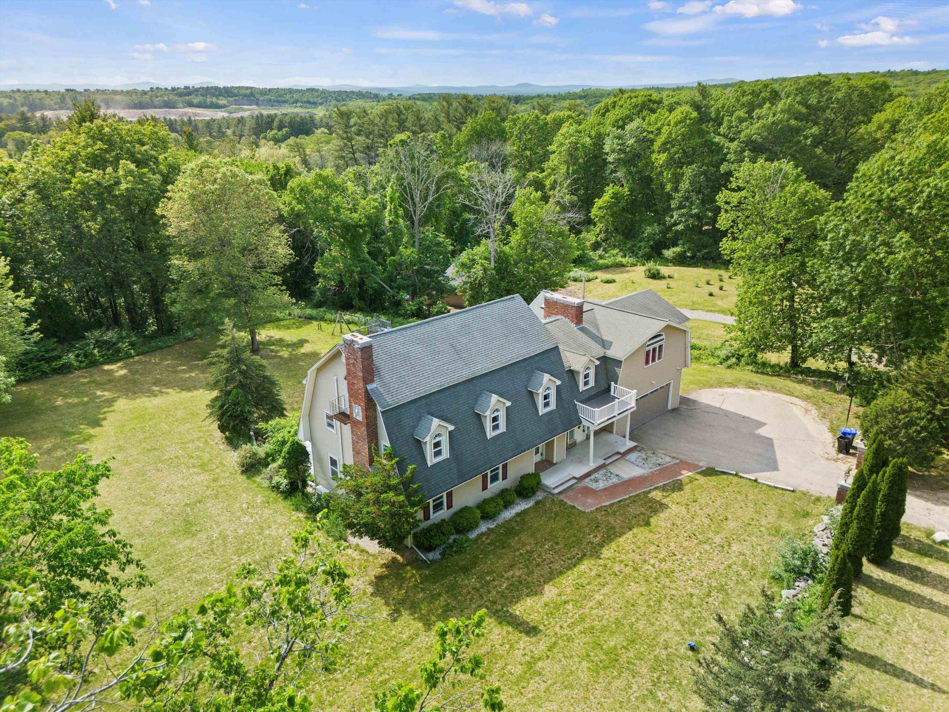4 Hilltop Drive