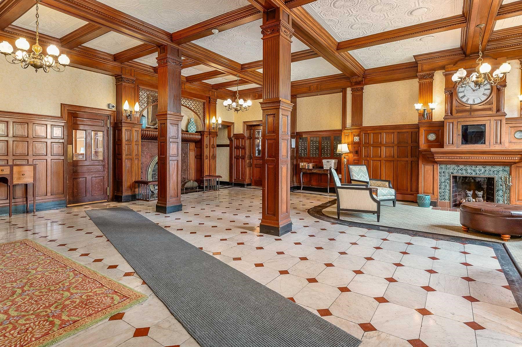 401 State Street M305