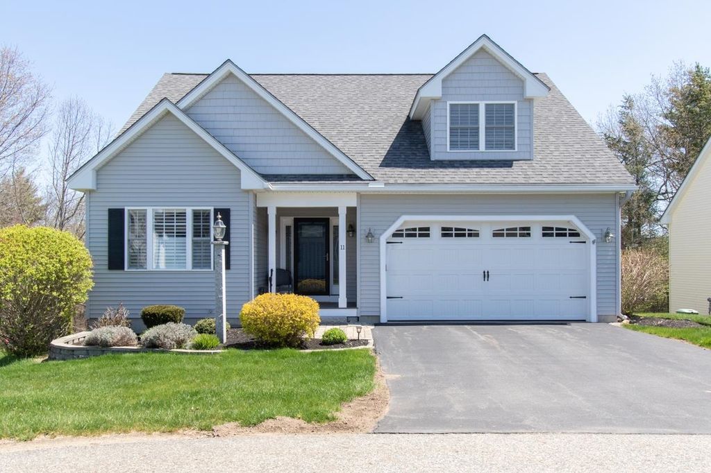 Photo of 11 Bent Grass Circle, Kingston, NH 03848 (MLS # 5088042)