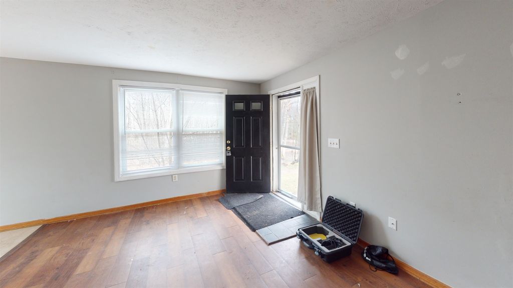 Photo of 5 Mark Street, Hudson, NH 03051 (MLS # 5082880)