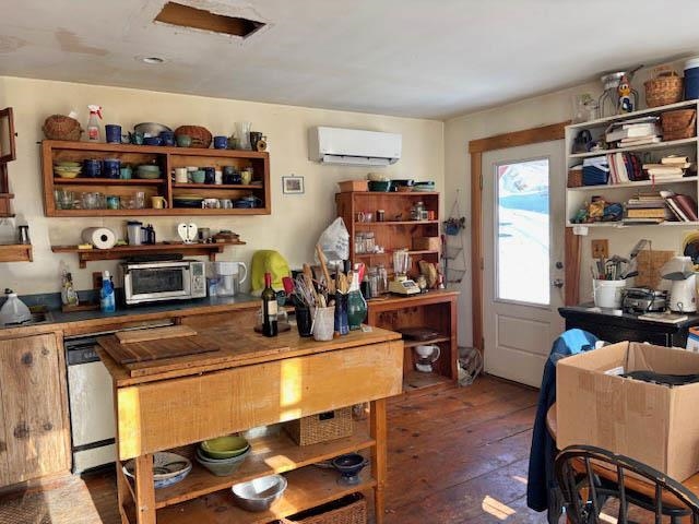 272 South Goddard Hill Road